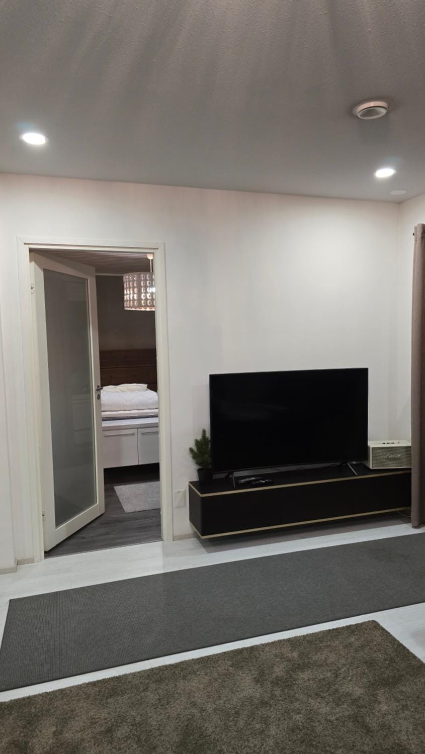 TV and multimedia, Seating area