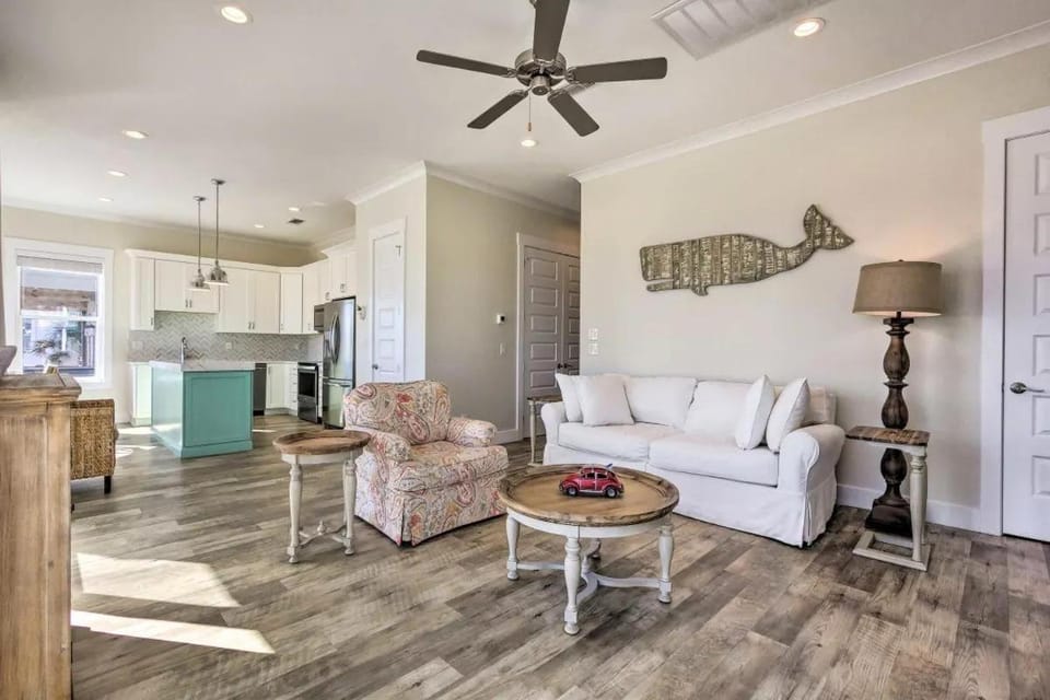 Get Back Inn House in Pensacola Beach