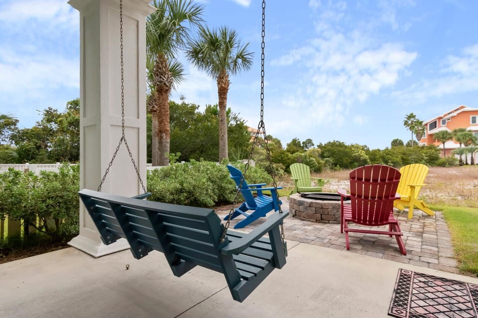 Narrvelous House in Pensacola Beach
