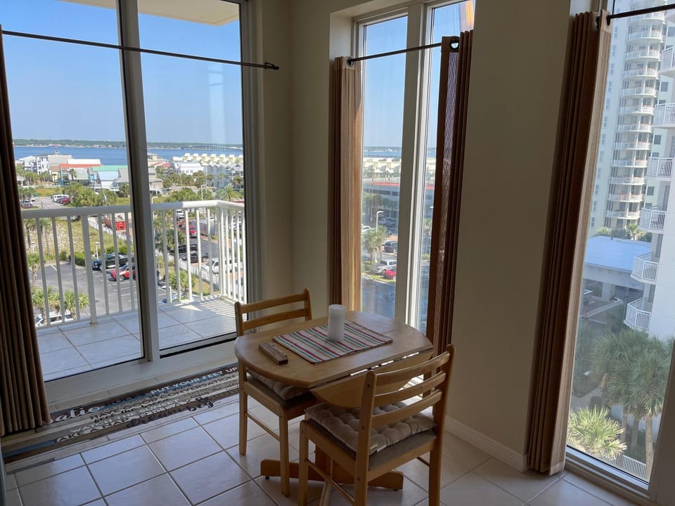 Caribbean Resort 501A - Link To The Beach House in Pensacola Beach