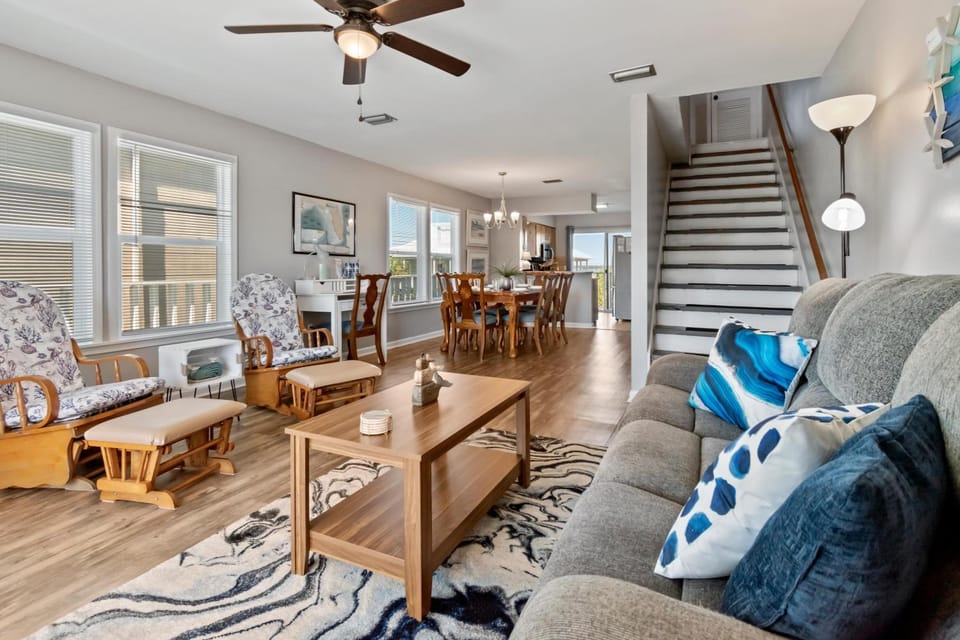 Silver Dolphin House in Pensacola Beach