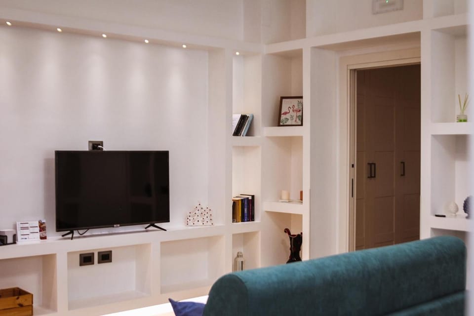 TV and multimedia, Seating area