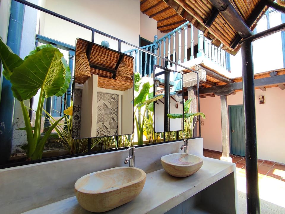 Bathroom, Public Bath