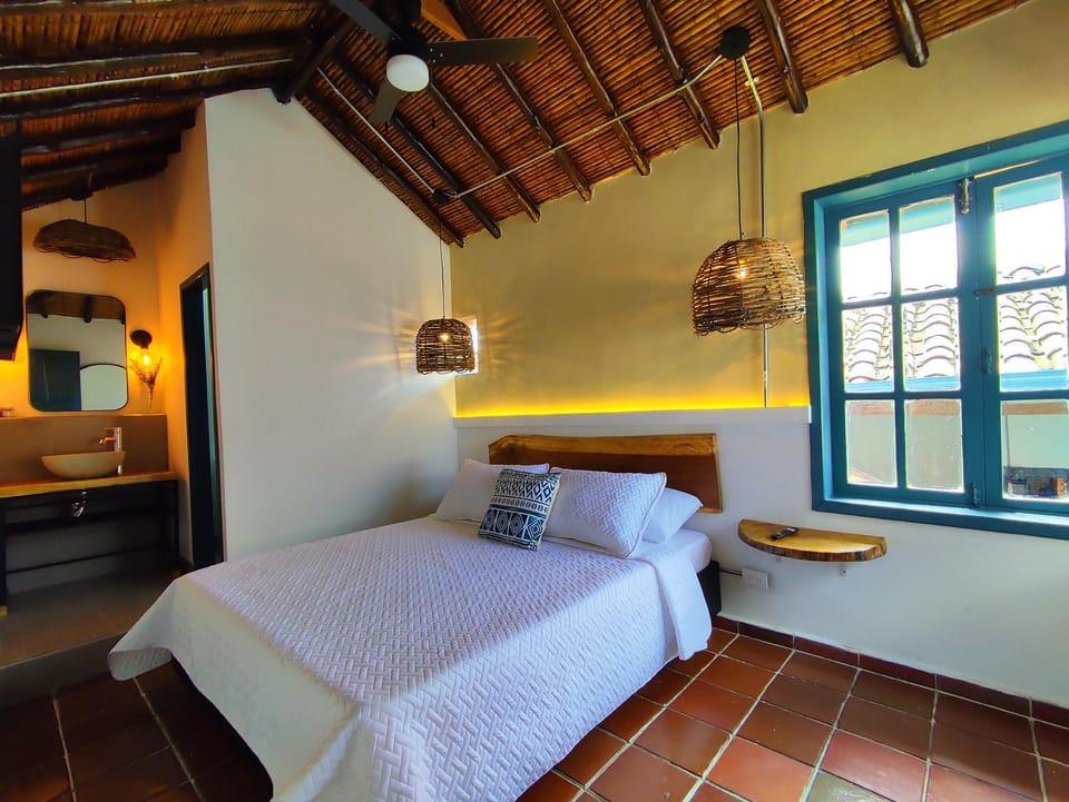 Bed, Photo of the whole room