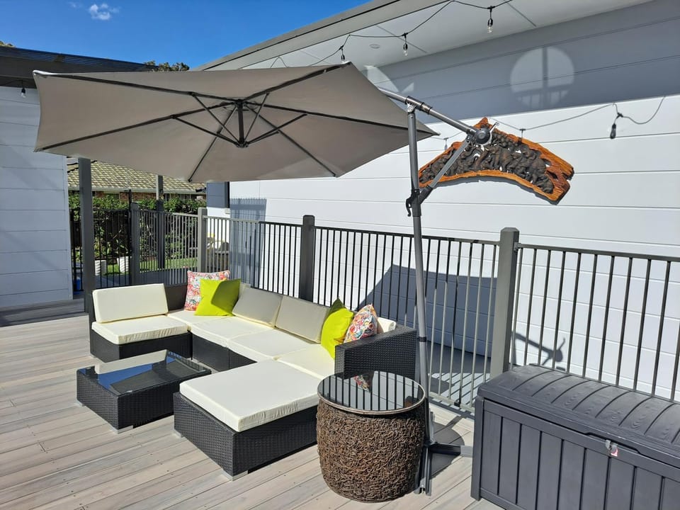 Seating area, sunbed