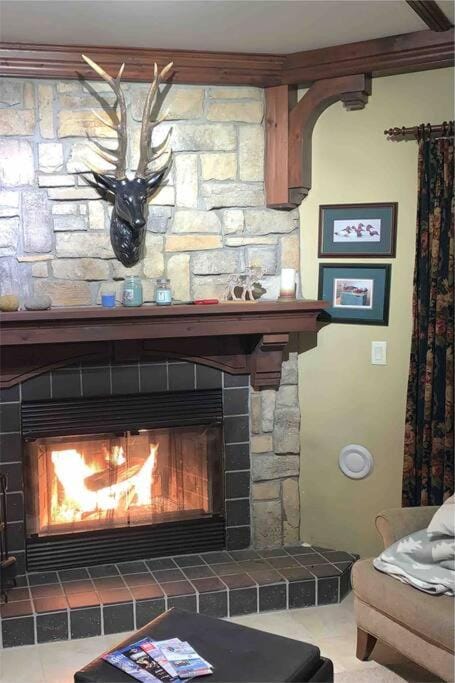 Chalet-Style Condo - 5 minutes to Lifts and village! Apartment in Mont-Tremblant