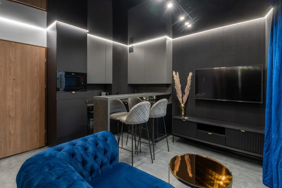 Kitchen or kitchenette, Living room
