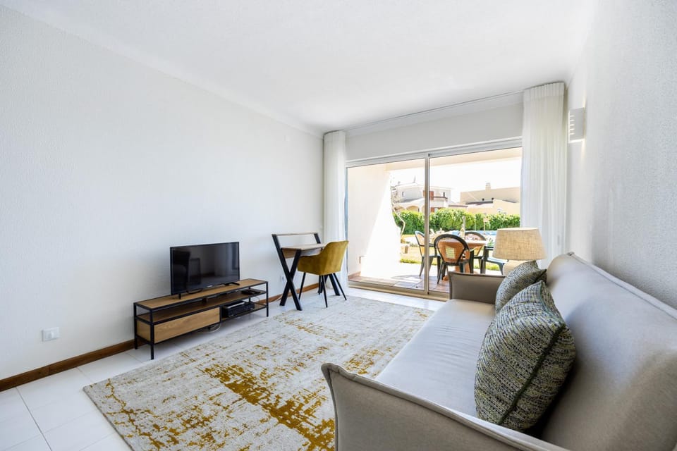 Apartment Henry Matisse, swimming pool Apartment in Sagres