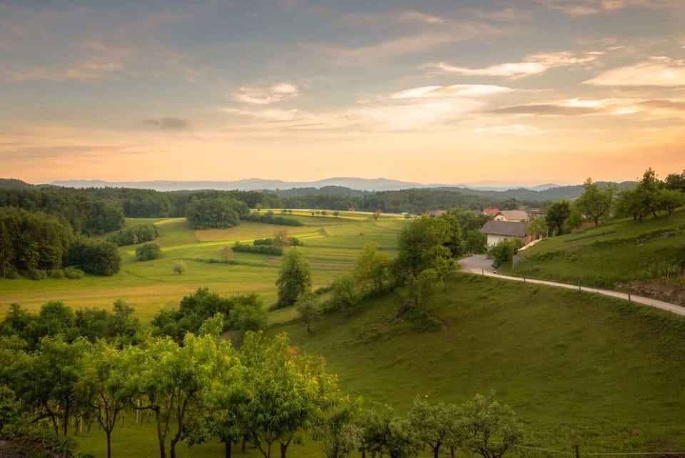 Nearby landmark, Natural landscape, Summer
