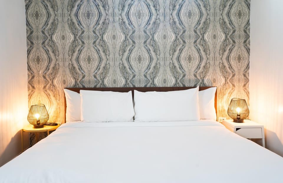 Bed, Photo of the whole room, Bedroom