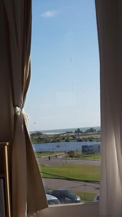 Day, Sea view