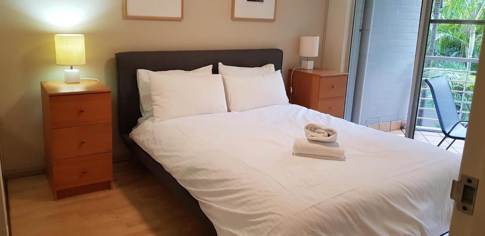 Cleveland 49 Self Catering Apartment in Sydney