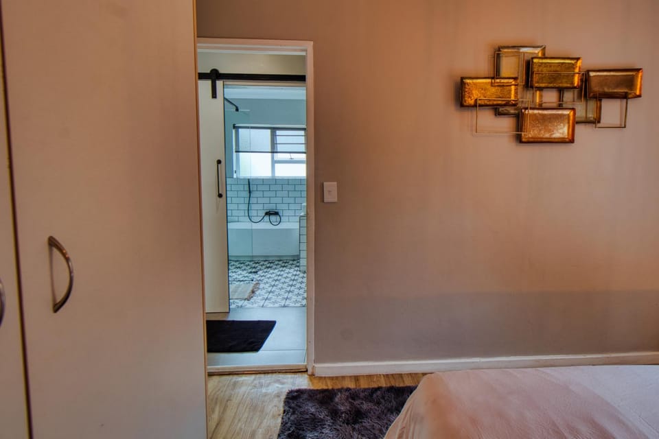 Magnificent Villa Load-Shedding Free! Villa in Cape Town