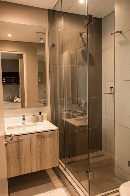 Shower, Bathroom, towels