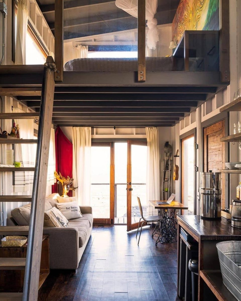 THE PHOENIX HOUSE - EPIC Tiny Home Gem on Volcanic Lava Field! House in Big Island