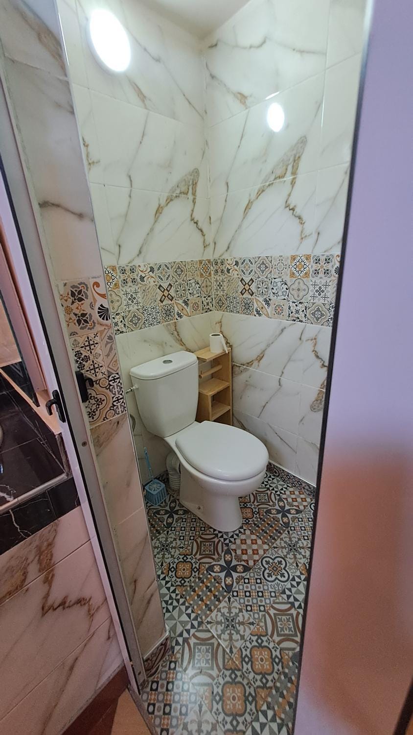 Toilet, Bathroom