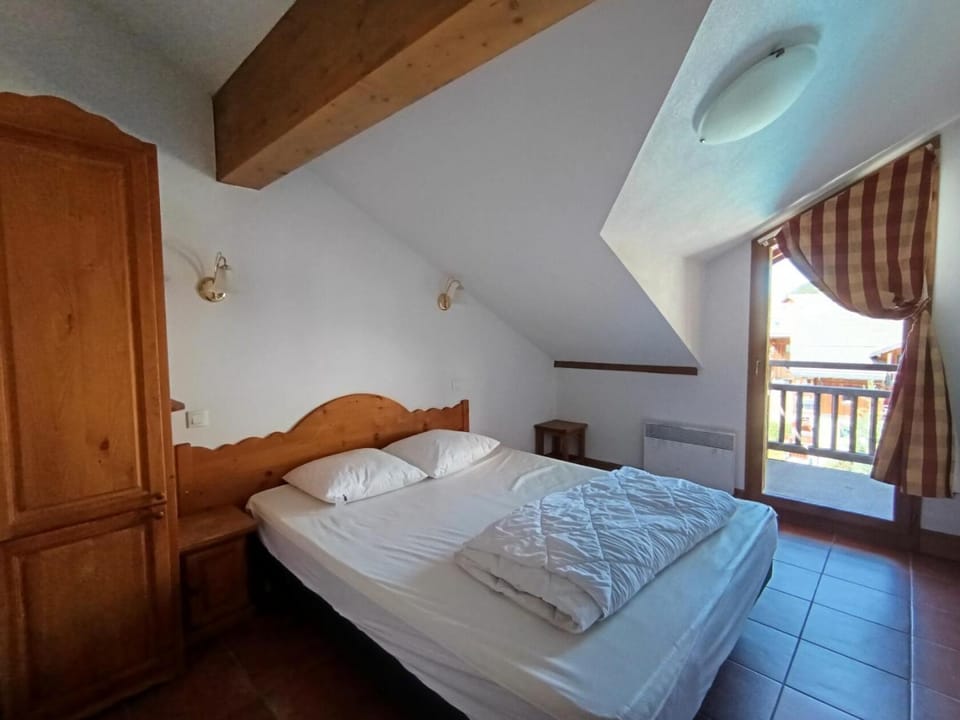 Résidence Ancolie - appartement en duplex - Garage couvert - 50 m des pistes de ski MAE-4114 Apartment in Montgenèvre