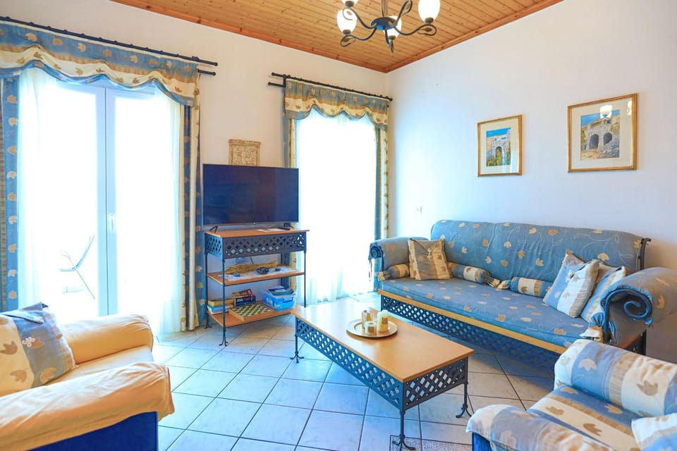 TV and multimedia, Lounge or bar