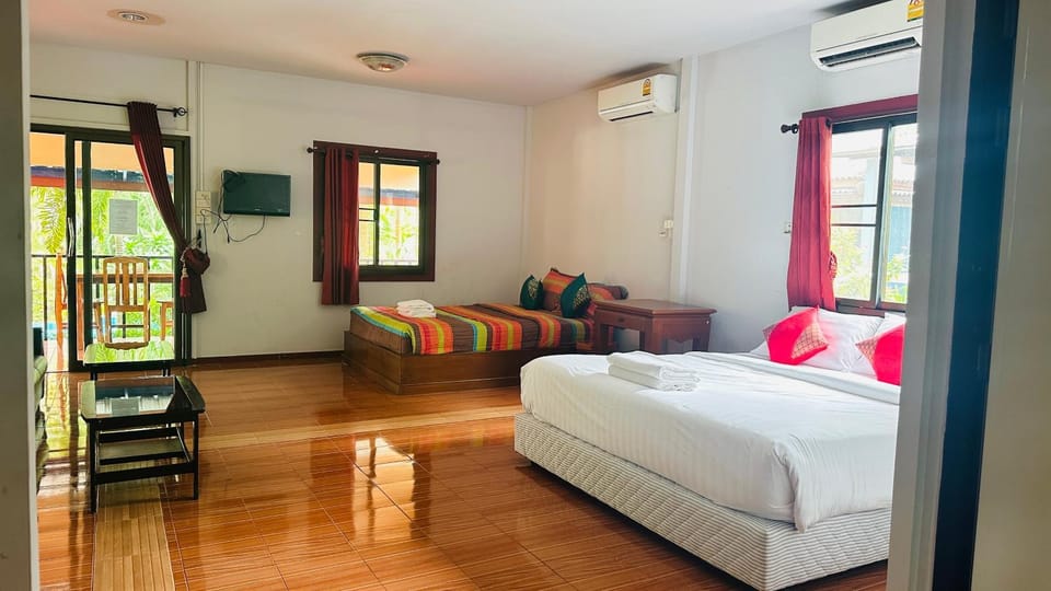 Palmthien Pool Villa Aonang Bed and Breakfast in Krabi Changwat