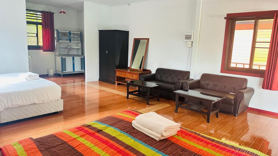 Palmthien Pool Villa Aonang Bed and Breakfast in Krabi Changwat