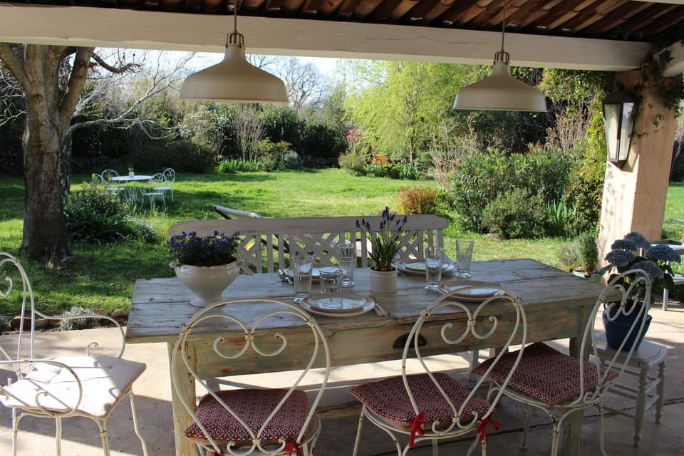 Patio, Garden, Dining area, Garden view