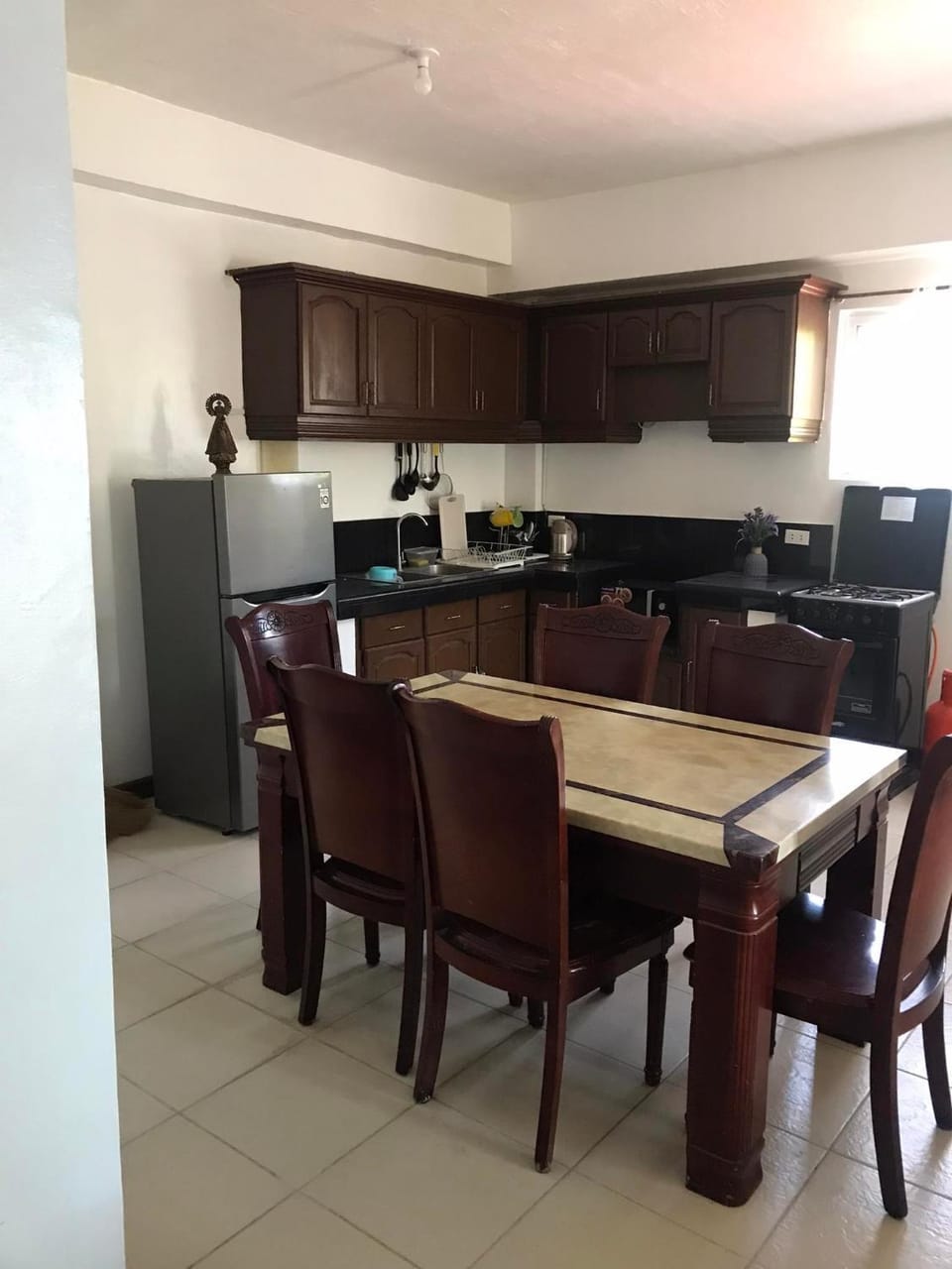 Dining area, minibar, stove