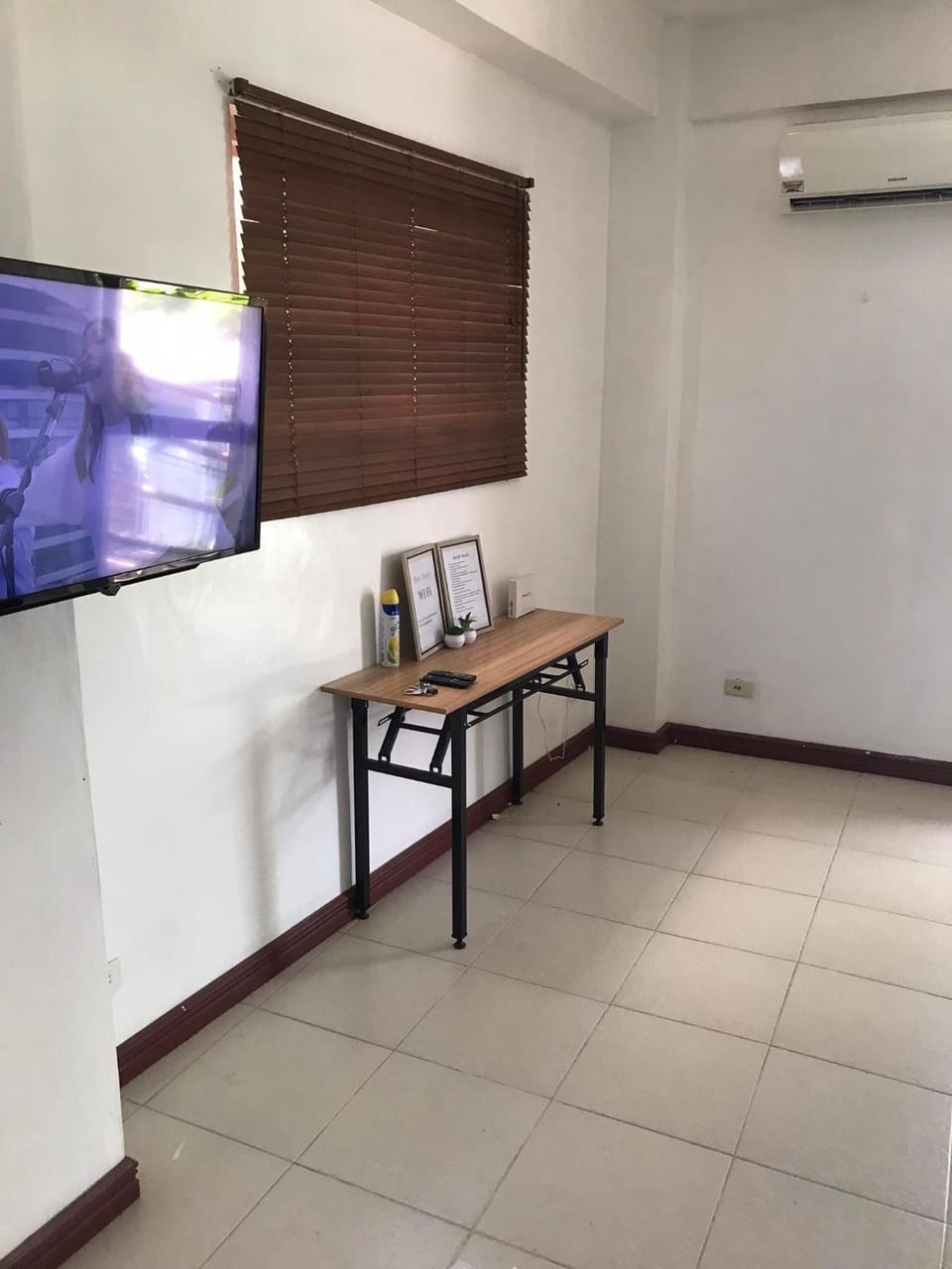 TV and multimedia, air conditioner