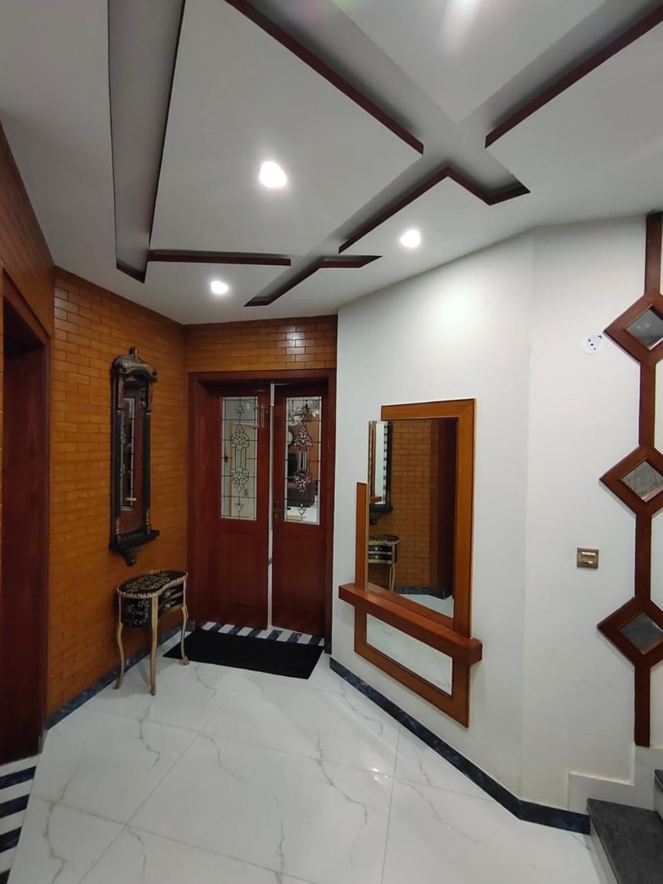House in Lahore Apartment in Lahore