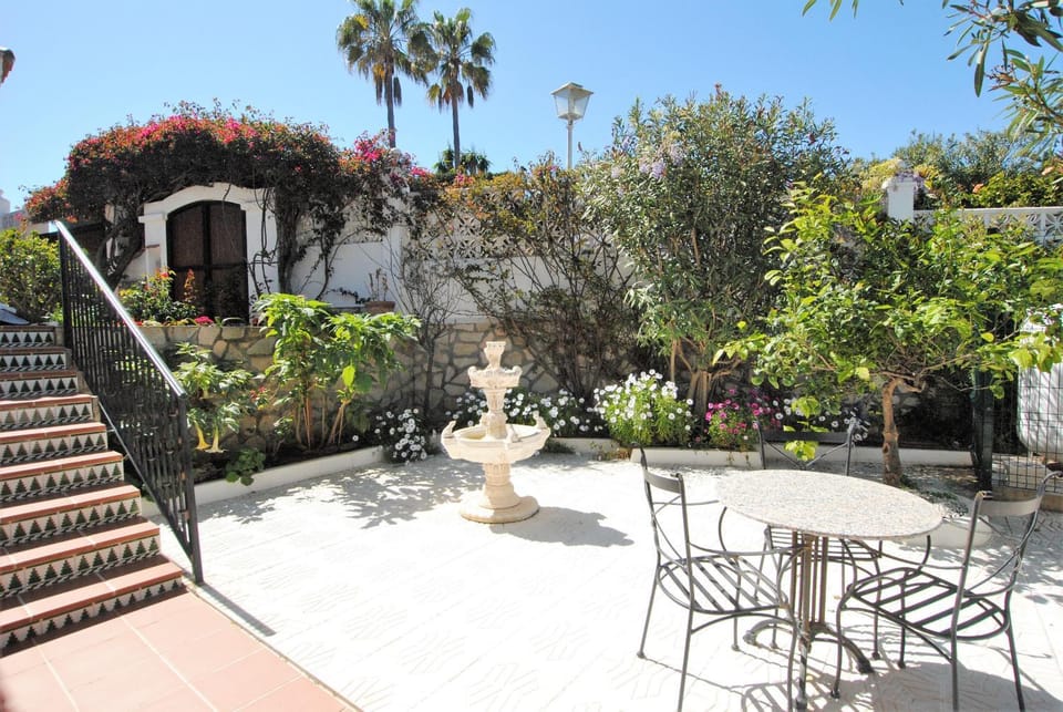 Patio, Garden, Garden view