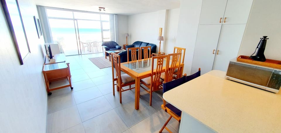 TV and multimedia, Living room, Seating area, Dining area, minibar