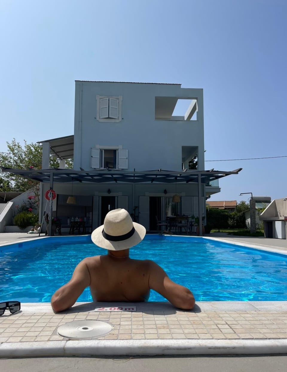 Property building, Swimming pool