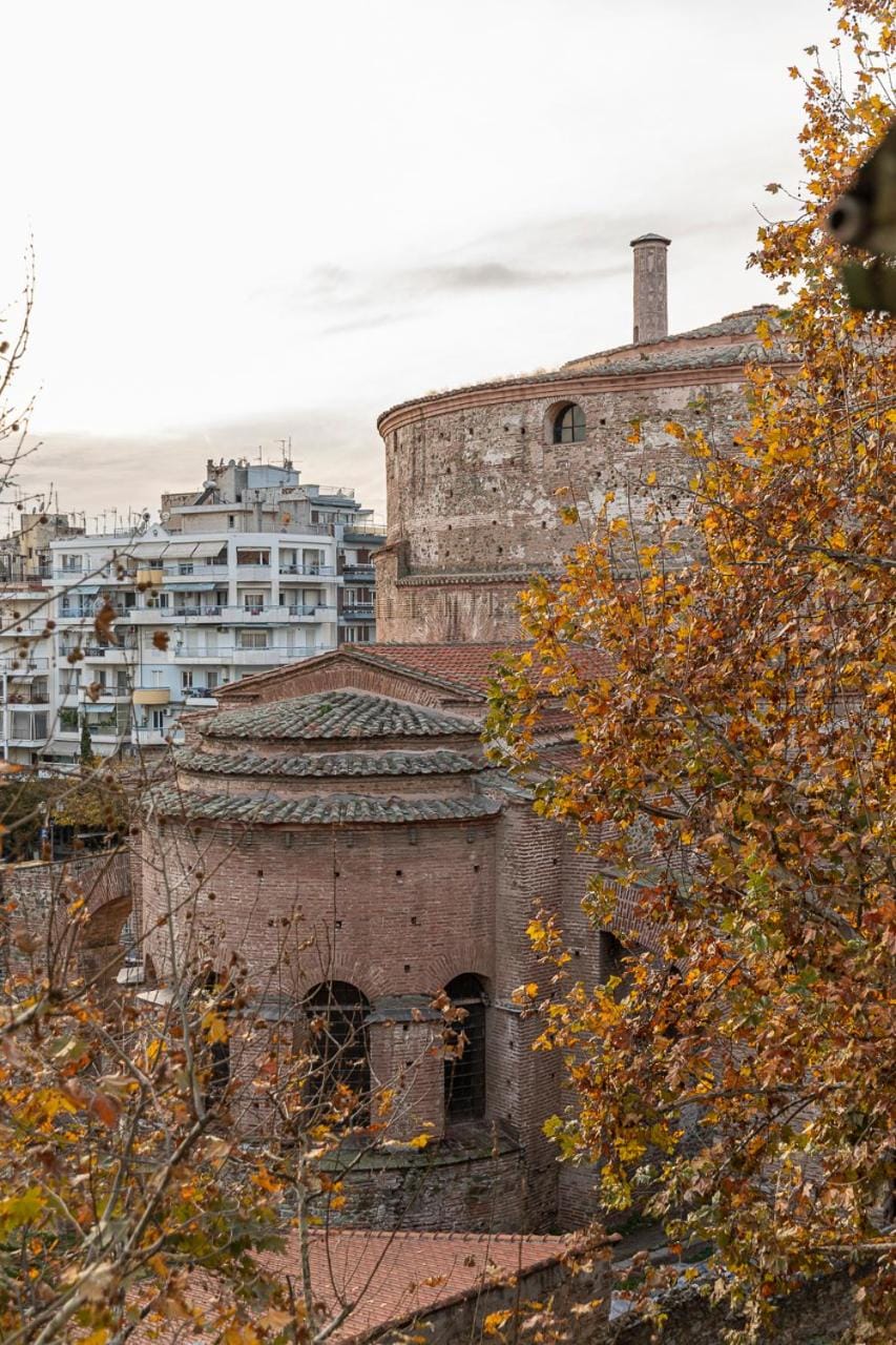 Day, Landmark view