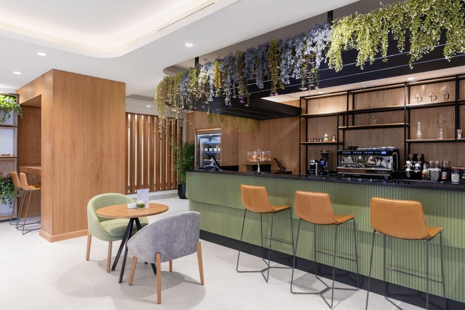 Lounge or bar