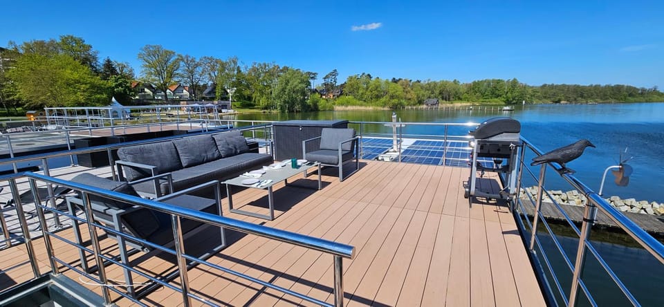 BBQ facilities, View (from property/room), View (from property/room), Balcony/Terrace, Balcony/Terrace, Lounge or bar