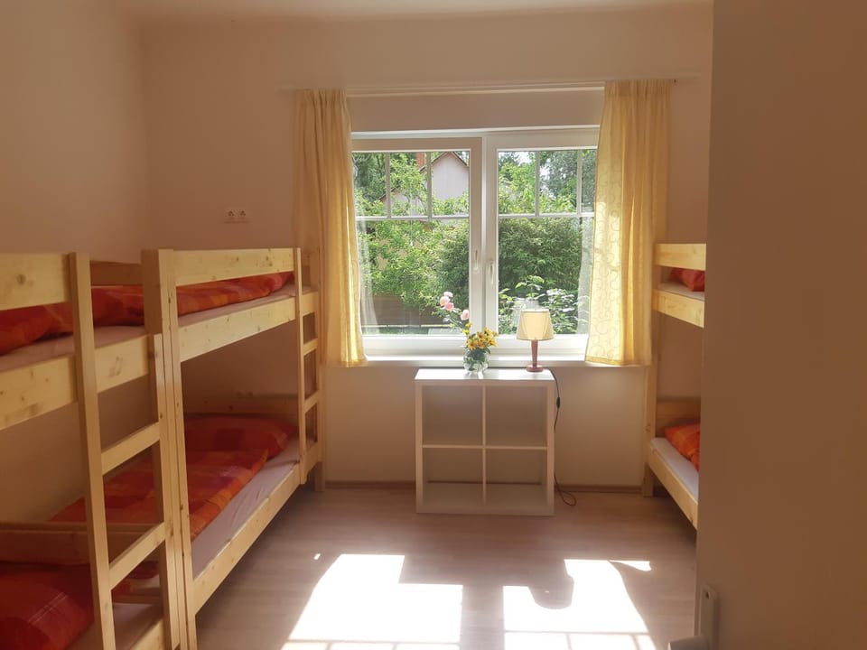 bunk bed