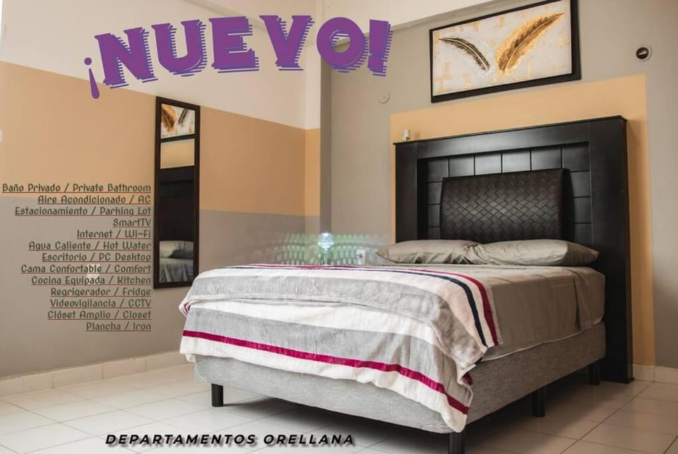 Bed, Property logo or sign, Photo of the whole room, Logo/Certificate/Sign, Bedroom