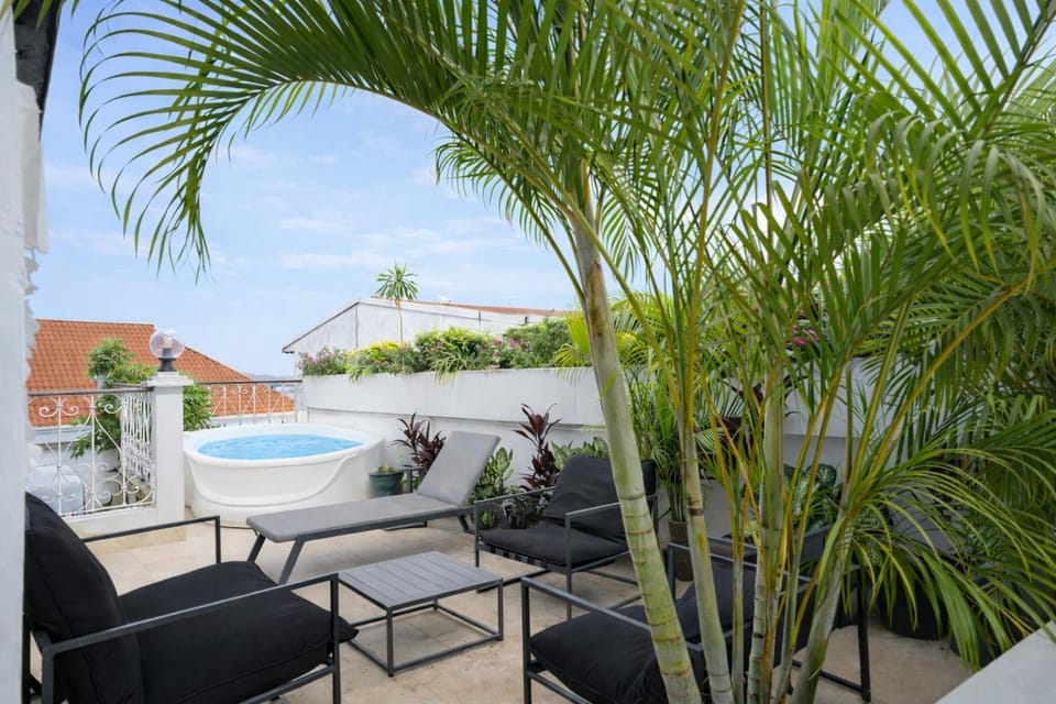 Patio, Day, Garden, Hot Tub, Balcony/Terrace, Garden view, sunbed