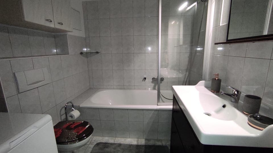 Shower, Bathroom, Bath