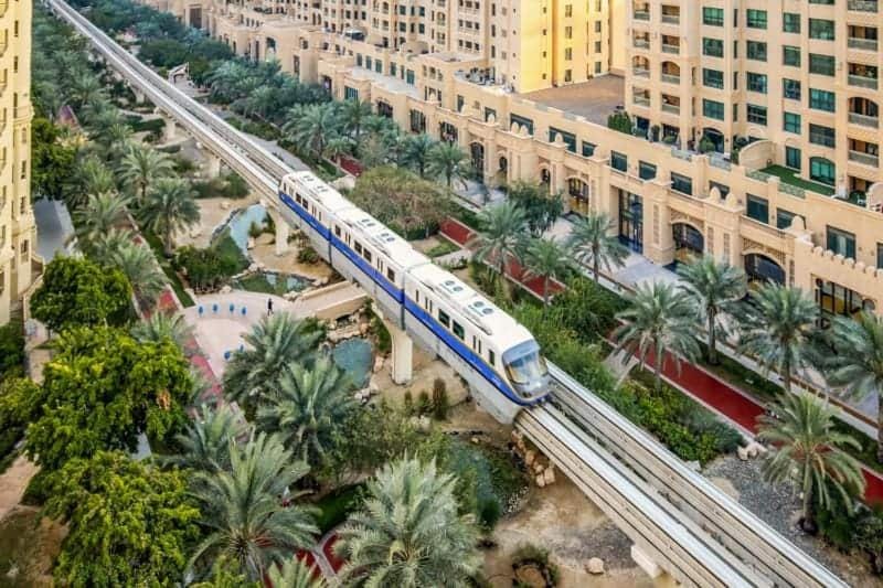 Ultra Luxury Palm - Beach Resorts Neighbourhood Apartment in Dubai