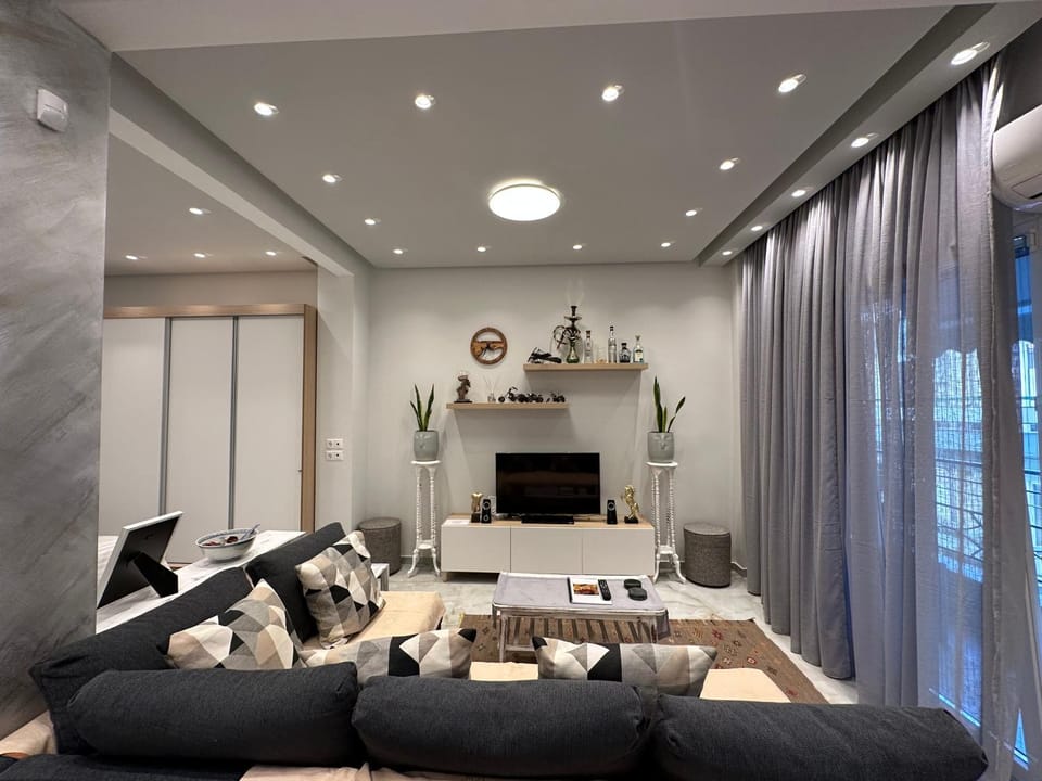 TV and multimedia, Living room, Seating area