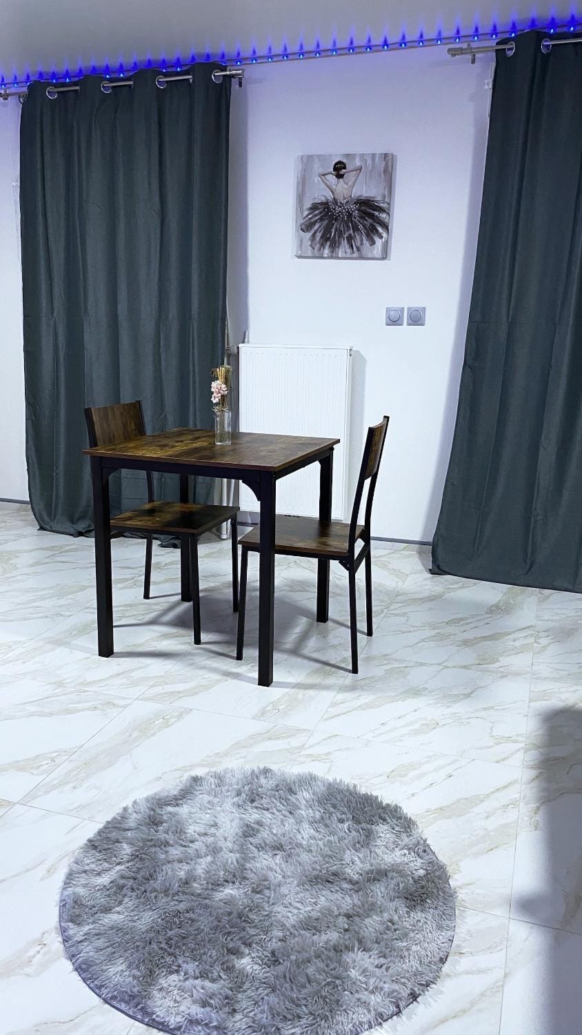 Living room, Dining area