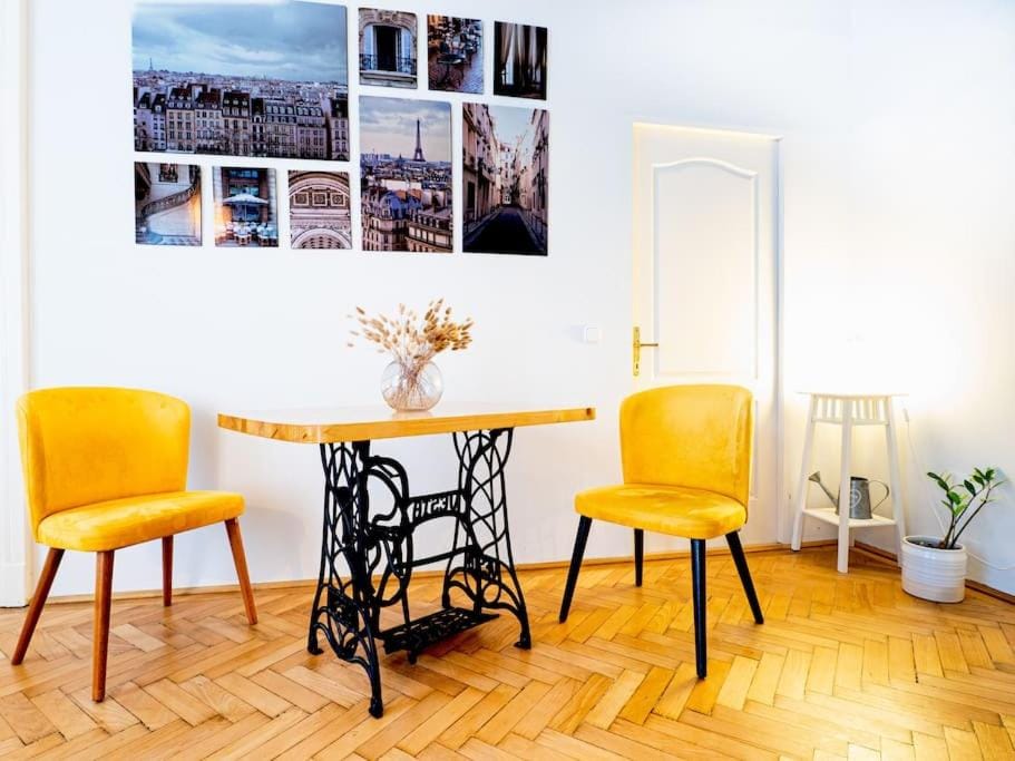 Peace in Downtown Apartment in Budapest