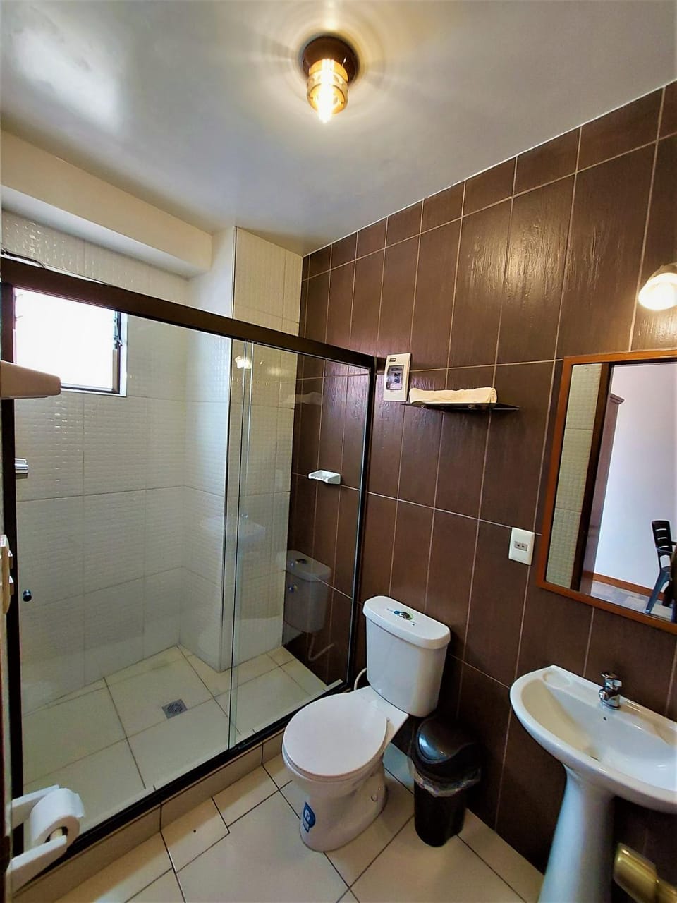 Shower, Bathroom, towels
