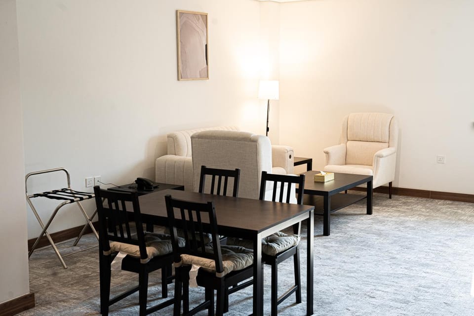Living room, Dining area