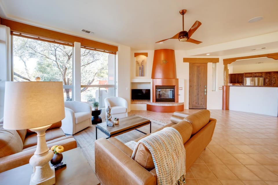 Red Rock Mtn View & Fire Pit: Central Sedona Home! House in Sedona