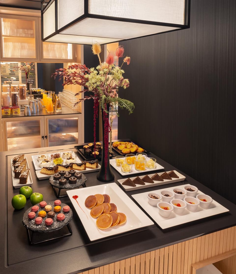 Buffet breakfast