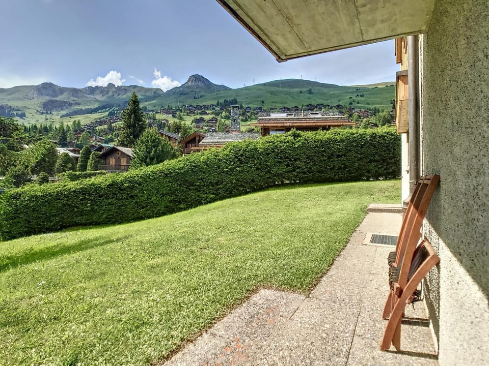 Spring, Mountain view