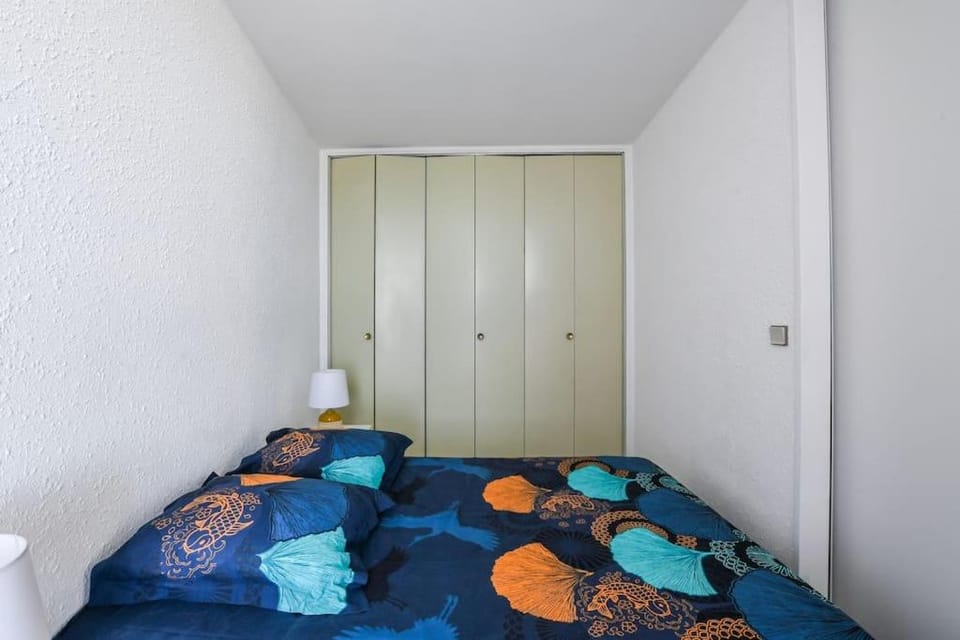 Bed, Bedroom, wardrobe