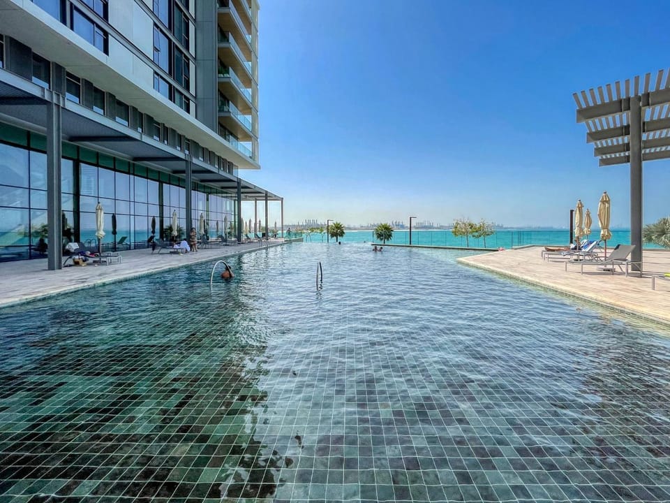 Balcony/Terrace, Swimming pool