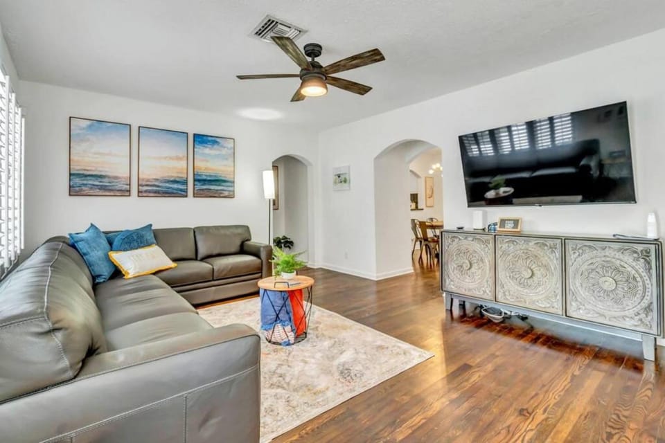 TV and multimedia, Living room